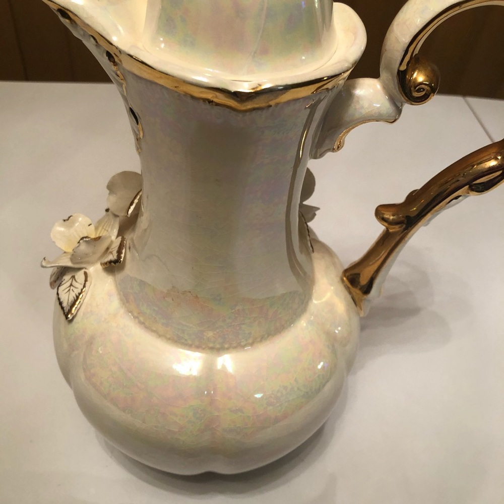 Norcrest Japan GD-17 Exquisite Iridescent vase white gold trim with flowers - Picture 12 of 16
